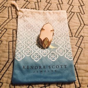 Kendra Scott Gold Elle Ring (Size 8)